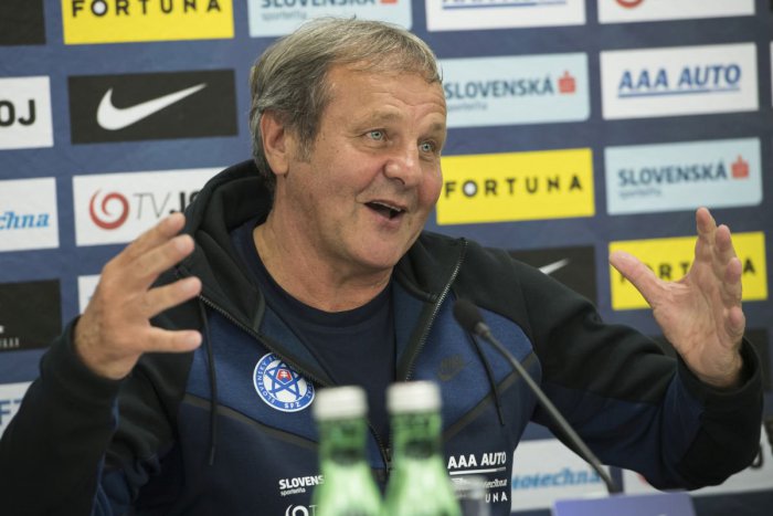 Ilustračný obrázok k článku Tréner slovenskej reprezentácie fandil obom finalistom: Kozáka boj o titul potešil