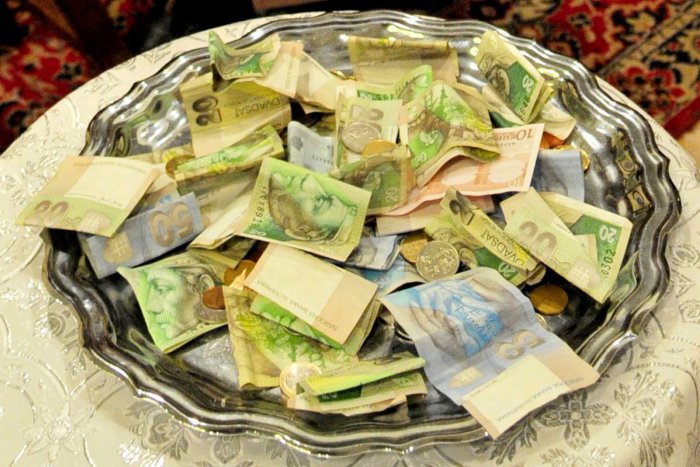 Ilustračný obrázok k článku SVET O SLOVENSKU: V matracoch máme ešte stále dve miliardy korún!