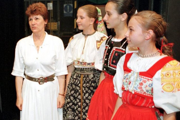 Ilustračný obrázok k článku Pýcha Zvolena oslavuje. Detský folklórny súbor železničiarov Zornička má 50 rokov