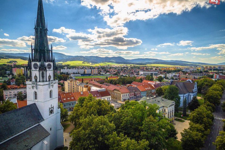 Ilustračný obrázok k článku Kostolná veža je dominantou Spišskej: Viete o nej však aj tieto zaujímavosti?