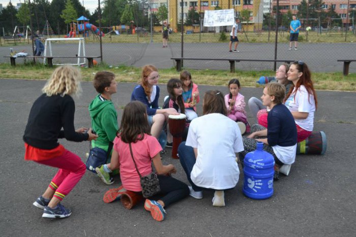 Ilustračný obrázok k článku V pondelok bude celé Slovensko bubnovať, aby bolo deti lepšie počuť!