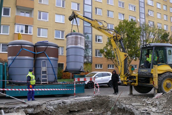 Ilustračný obrázok k článku V Petržalke osadili prvé polopodzemné kontajnery