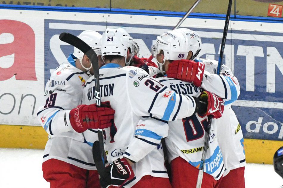 Ilustračný obrázok k článku Zvolenčania doma Detve nedali šancu. Schuti si zastrieľali, dvojgólový Obdržálek