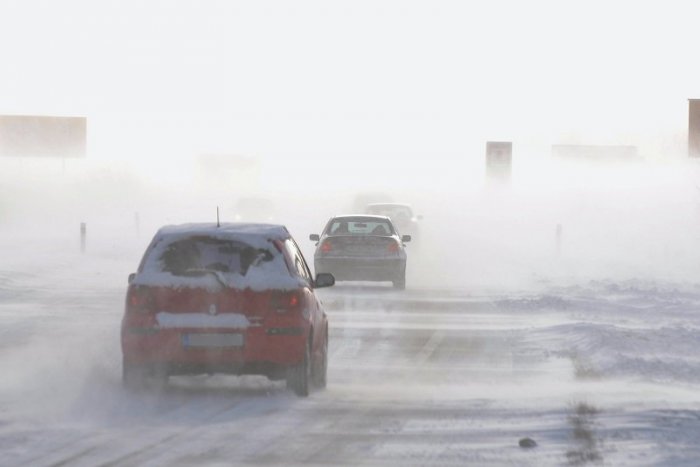 Ilustračný obrázok k článku Do popoludnia platí pre náš okres výstraha pred snehovými jazykmi