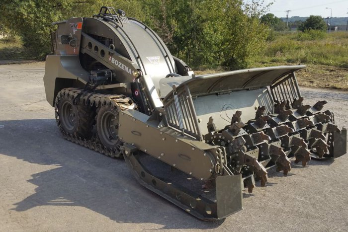 Ilustračný obrázok k článku Odmínovací komplet Božena sa dočkal renovácie: Štyri kusy opravia za 1,3 milióna eur