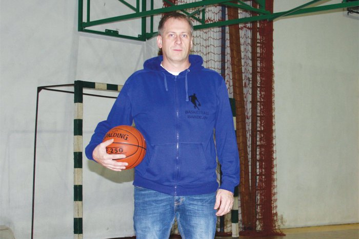 Ilustračný obrázok k článku Pod deravé koše nás posunula mama basktebalistka