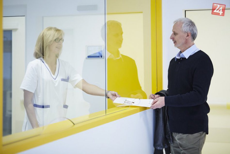 Ilustračný obrázok k článku Aj toto sa bude diať v novej nemocnici: Sestry budú čítačkou skenovať pacientov