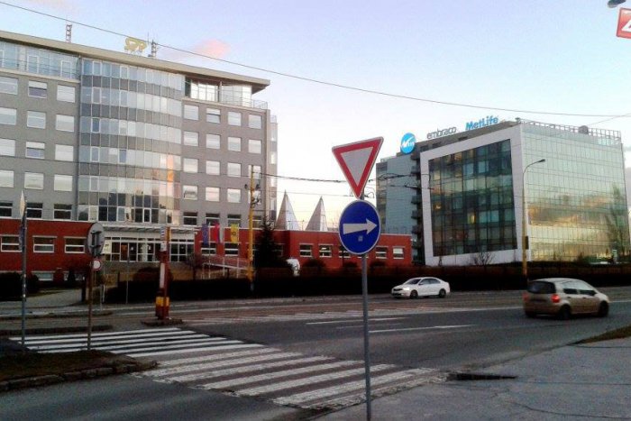 Ilustračný obrázok k článku Špeciálny FOTOKVÍZ pre šoférov: Ovládate aj bez značiek povolené rýchlosti v Košiciach?