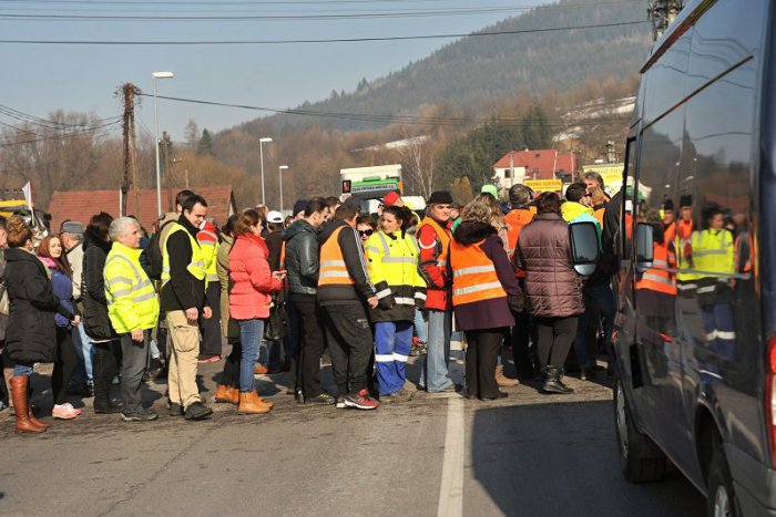 Ilustračný obrázok k článku V stredu budú blokované viaceré štátne cesty! Mestá a obce sa spojili do protestu