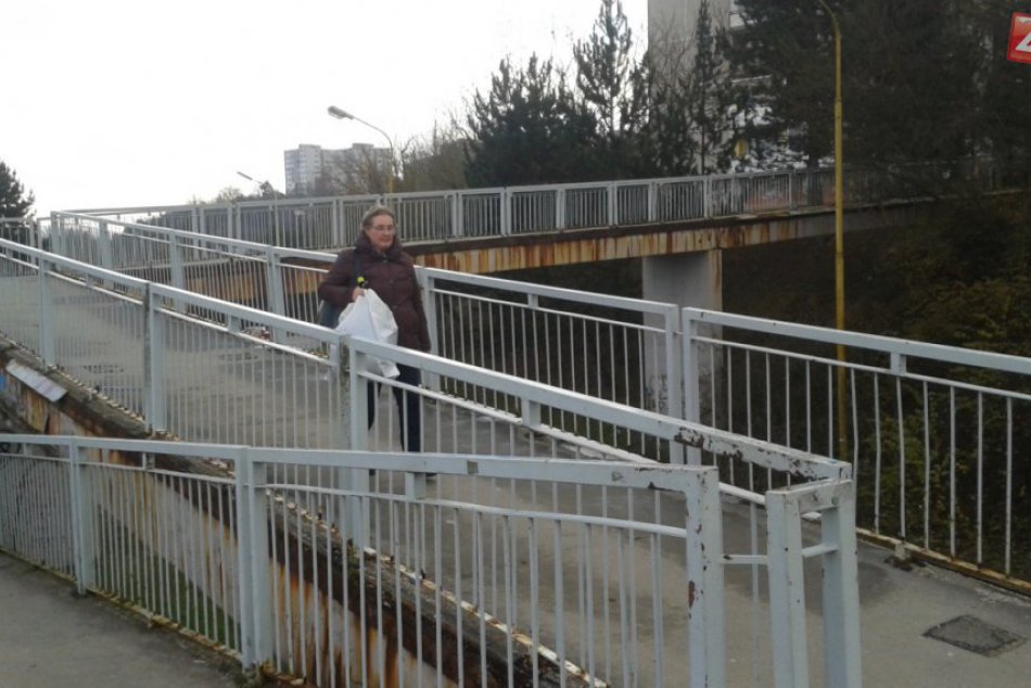 Ilustračný obrázok k článku Známa považskobystrická lávka je v zlom stave: Hrozí jej uzavretie? FOTO