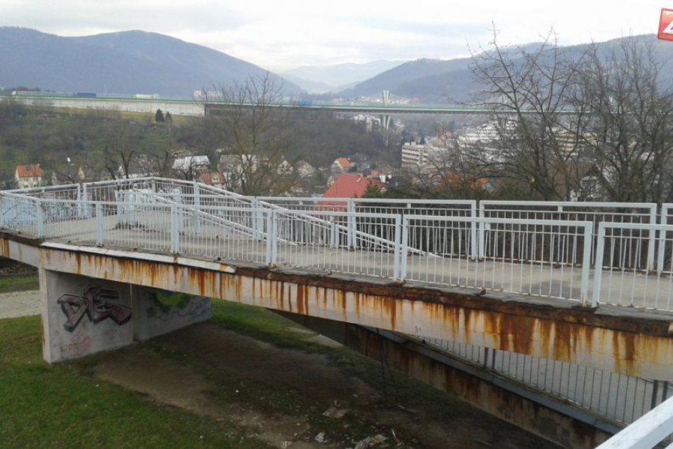 Ilustračný obrázok k článku Radnica má plán s lávkou na Rozkvete: Kedy sa Považská dočká novej?