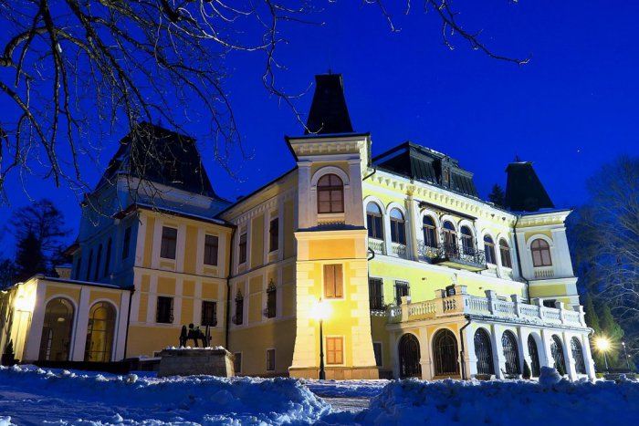 Ilustračný obrázok k článku Kaštieľ je prístupný i v jeseni a zime: Na jedno ale nezabudnite!