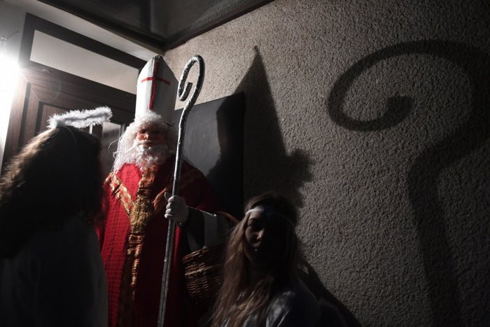 Ilustračný obrázok k článku Mikuláš v Žiline je už jasný: Čo ale okolité mestá a dediny?