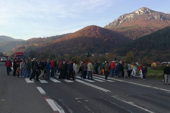 Ilustračný obrázok k článku Iniciatíva Stredné Slovensko dnes zablokuje severo-južný ťah