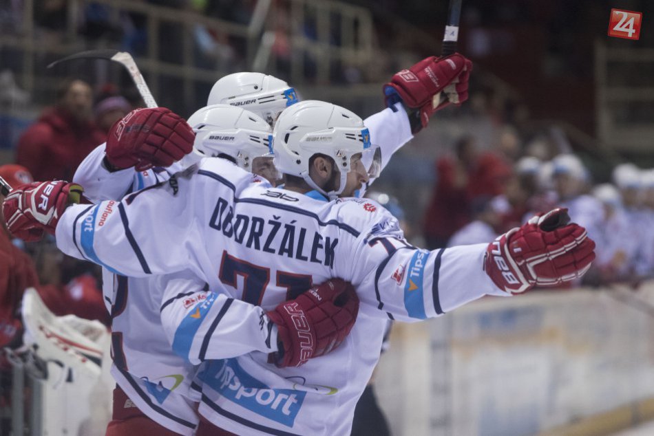 Ilustračný obrázok k článku FOTO a HLASY: Dramatické pohronské derby. Z triumfu sa nakoniec tešili Zvolenčania