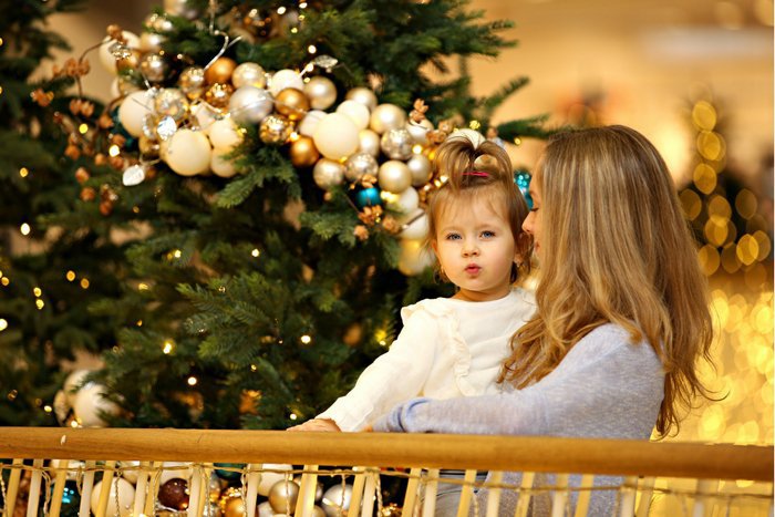 Ilustračný obrázok k článku Vianočná atmosféra, ako sa patrí: V Bratislave nájdete svetelné divadlo aj vianočných poštárov