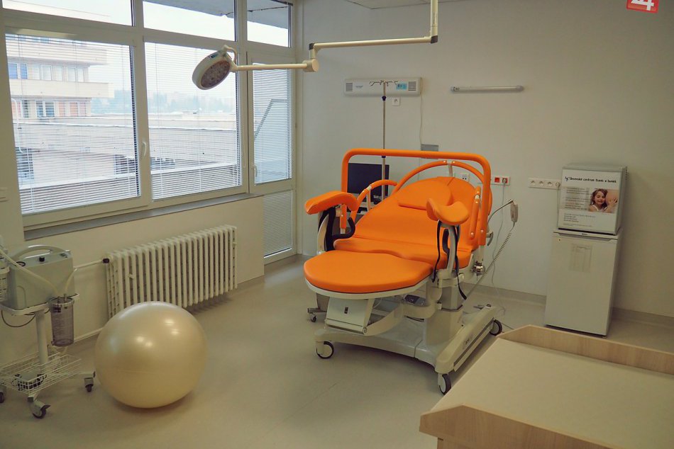 Ilustračný obrázok k článku V rožňavskej pôrodnici sa vlani uskutočnilo 567 pôrodov: Najčastejšie Ema a Tomáš