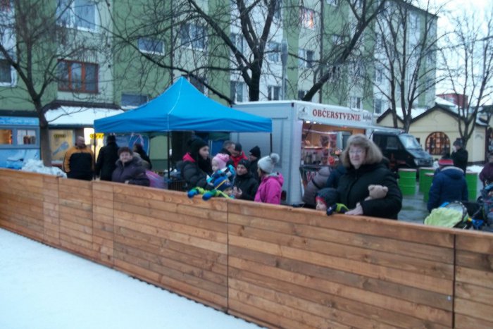 Ilustračný obrázok k článku Šalianske vianočné trhy už o chvíľu: Čo si pre vás mesto pripravilo?