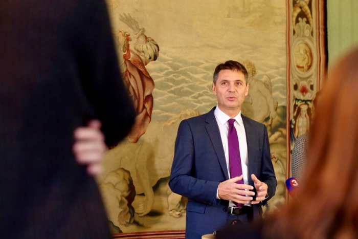 Ilustračný obrázok k článku Vláda bude riešiť najväčšie problémy Bratislavy. Hlavnou témou bude doprava