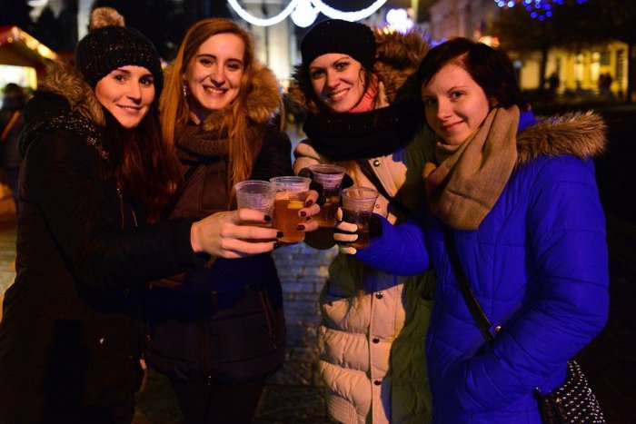 Ilustračný obrázok k článku Necháte sa zlákať? Vianočné trhy môžete zažiť aj v okolí nášho mesta