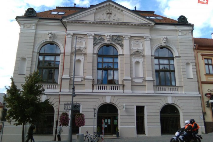 Ilustračný obrázok k článku Mesto Lučenec si v tomto roku nevzalo žiadny úver, zhodnotilo aj majetok