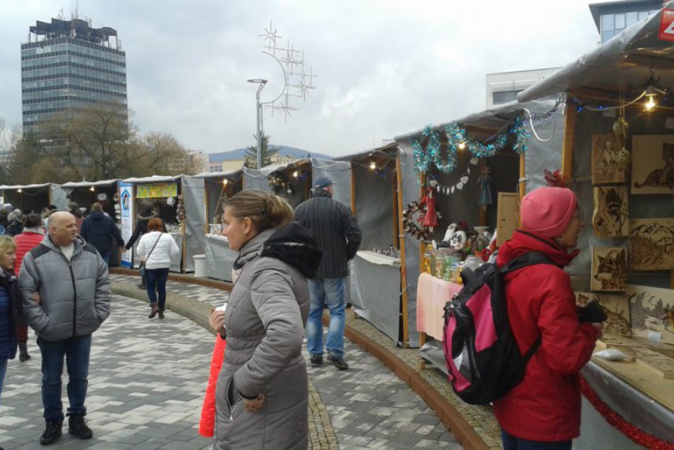 Ilustračný obrázok k článku Vianočné trhy v Považskej už o pár dní: Kompletný PROGRAM v kocke