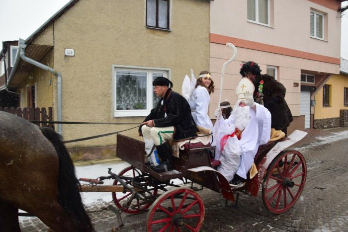 Ilustračný obrázok k článku Mikuláš vo Varíne zažil prekvapenie: Mamina za ním prišla so zvláštnou prosbou, FOTO