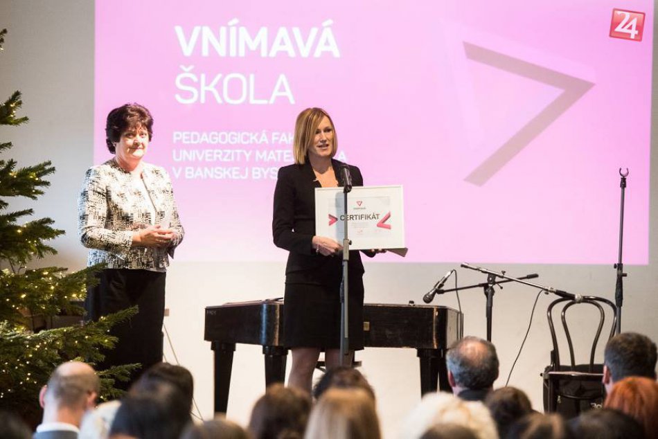 Ilustračný obrázok k článku Ocenenie fakulty UMB. Stala sa historicky prvou Vnímavou školou na Slovensku