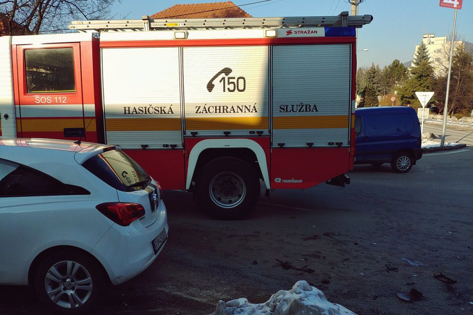 Ilustračný obrázok k článku Tragická nehoda pri Žiari: Na Štedrý deň vyhasol na ceste život muža (†50)