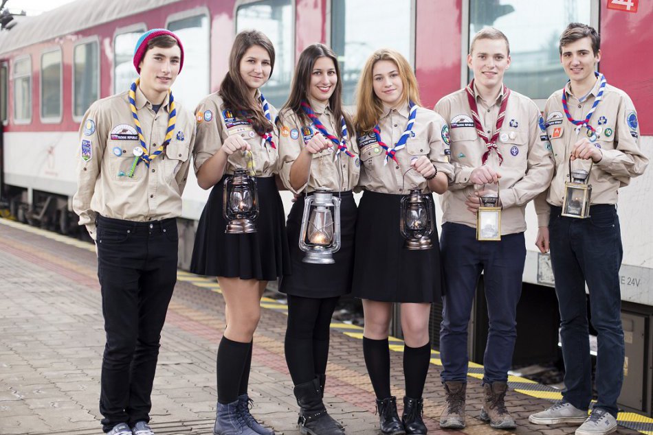 Ilustračný obrázok k článku Skauti nasadnú do vlakov: Betlehemské svetlo roznesú do všetkých kútov Slovenska