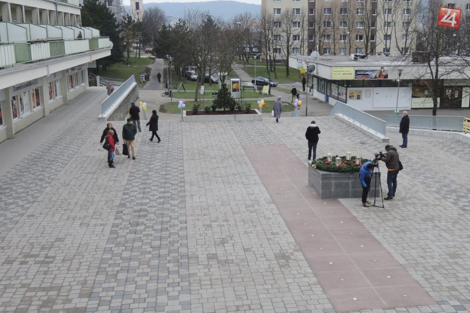 Ilustračný obrázok k článku V Lamači otvorili zrekonštruovanú hornú časť námestia