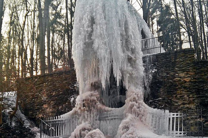 Ilustračný obrázok k článku TÁTO foto je už minulosťou: Ľadová krása sa nekoná, vieme prečo!