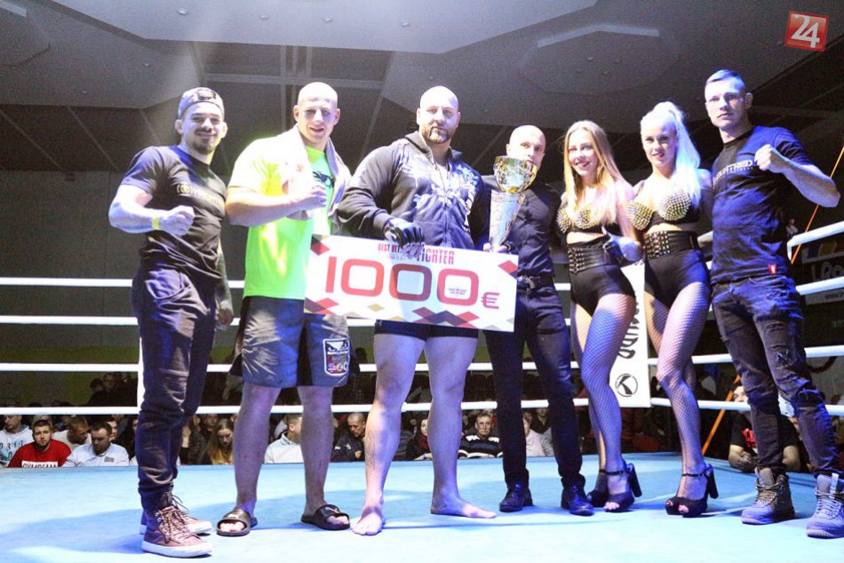 Ilustračný obrázok k článku FOTO a VIDEO  z Noci bojovníkov: Kto si odniesol pohár a tisícku?