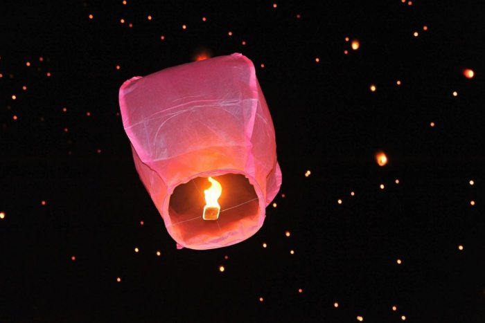 Ilustračný obrázok k článku Pribaľte baterky a pripravte sa na zážitok: Čaká nás predsilvestrovský výstup na Šášov