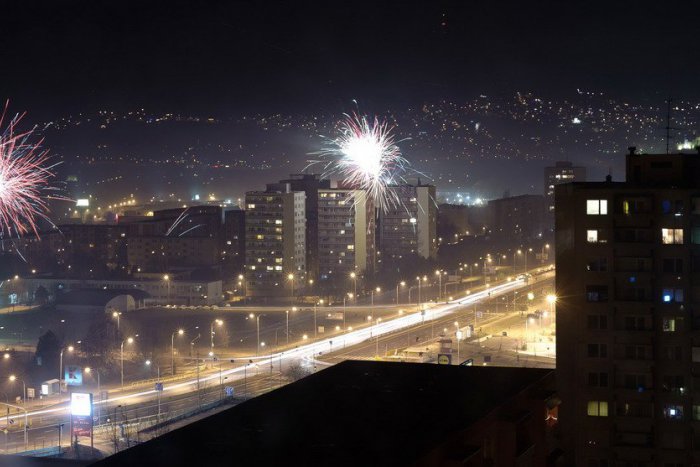 Ilustračný obrázok k článku Silvester v Nitre: Na námestí retro zábava a ohňostroj, na Zobore tradičný beh