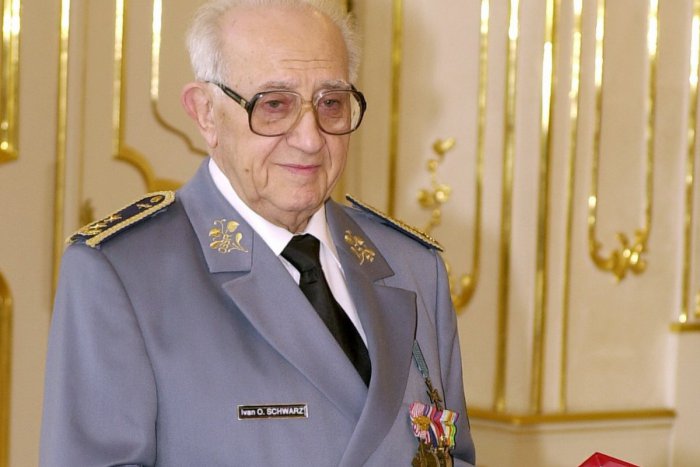 Ilustračný obrázok k článku Zomrel jeden z posledných československých príslušníkov RAF, Ivan Otto Schwarz