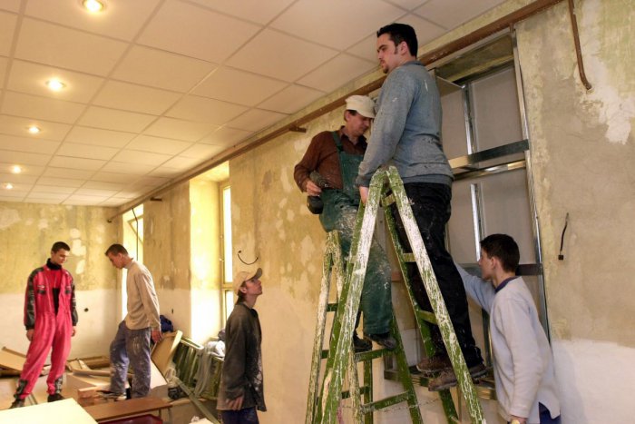 Ilustračný obrázok k článku V Tešedíkove prestavajú spoločenské centrum: Bude tam materská škola