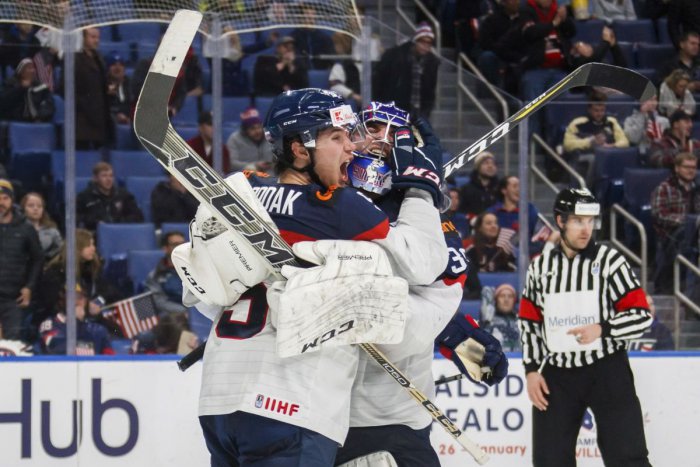 Ilustračný obrázok k článku Američan poslal list slovenským hokejistom do 20 rokov: Preložil ho v prekladači