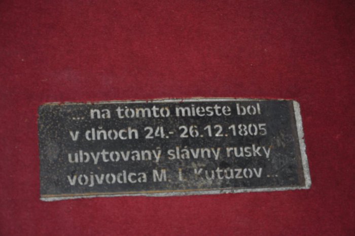Ilustračný obrázok k článku V Lučenci pribudla nová pamätná tabuľa. Prečo bol legendárny ruský vojvodca práve u nás?