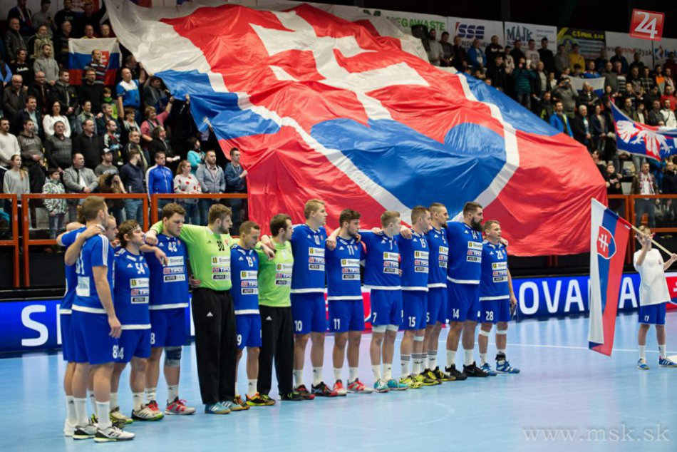 Ilustračný obrázok k článku Športová hala praskala vo švíkoch: Na považskobystrický kotol samé superlatívy