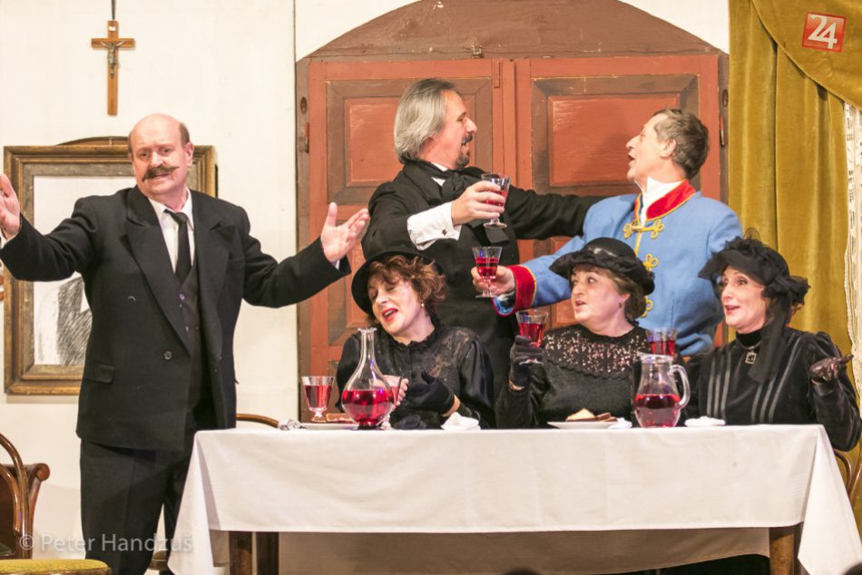 Ilustračný obrázok k článku Z popradských Stráži sa ozvala Ozvena: Ochotníci prišli s premiérou klasiky