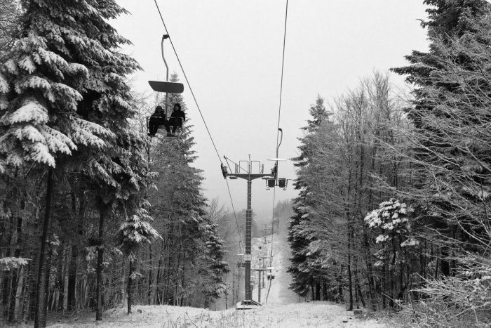 Ilustračný obrázok k článku OBRAZOM: Zasnežená nedeľa na Kamzíku