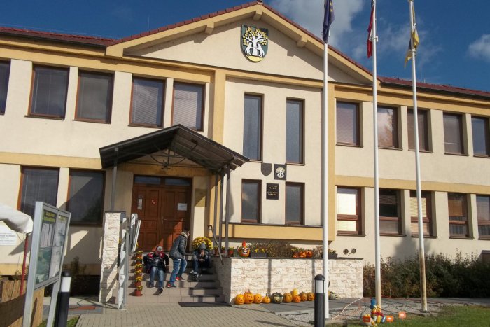 Ilustračný obrázok k článku Vlčany upriamili pozornosť na odpad: Obec vypísala verejné obstarávanie