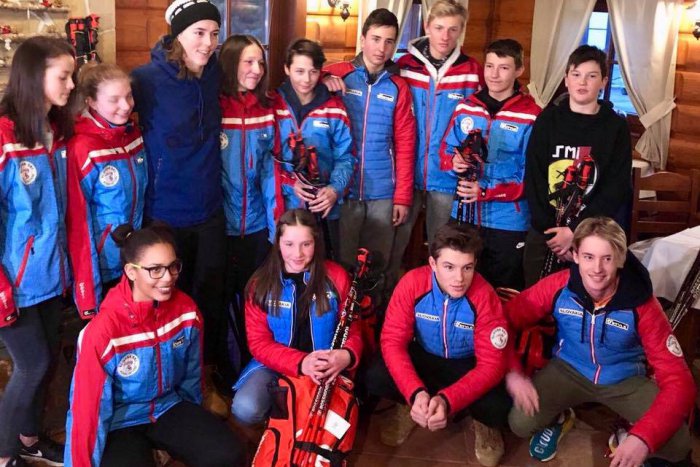 Ilustračný obrázok k článku Veľký obdiv pre Liptáčku Vlhovú: Mladé talenty vybavila lyžiarskou výstrojou