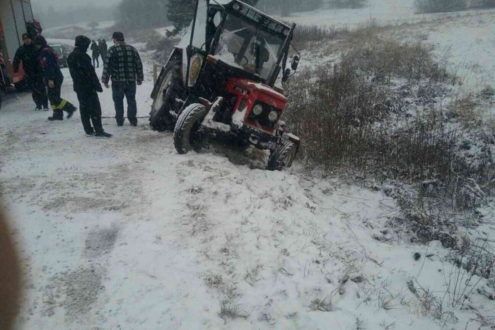 Ilustračný obrázok k článku Hasiči v Žilinskom kraji mali plné ruky práce: Sedem zranených i popadané stromy! FOTO