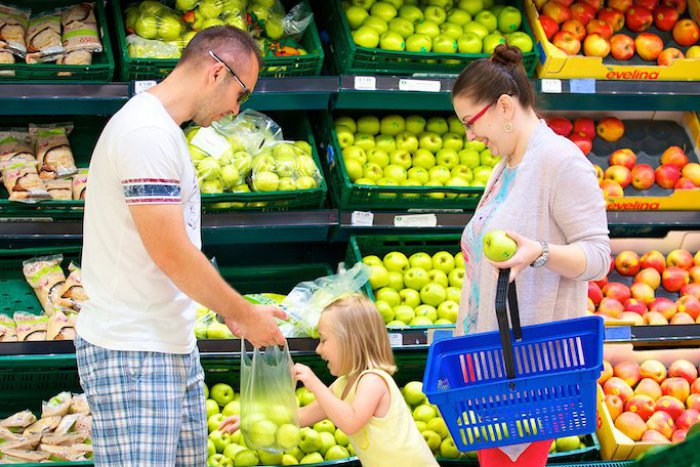 Ilustračný obrázok k článku Radi u nás nakupujete? Inšpirujte nás a oceňte ako Najlepšieho obchodníka roka 2017 na Slovensku