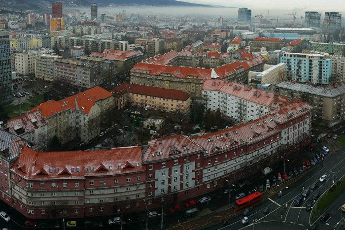 Ilustračný obrázok k článku RADÍME: Obzeráte sa po novom bývaní? Na obhliadku sa dôkladne pripravte