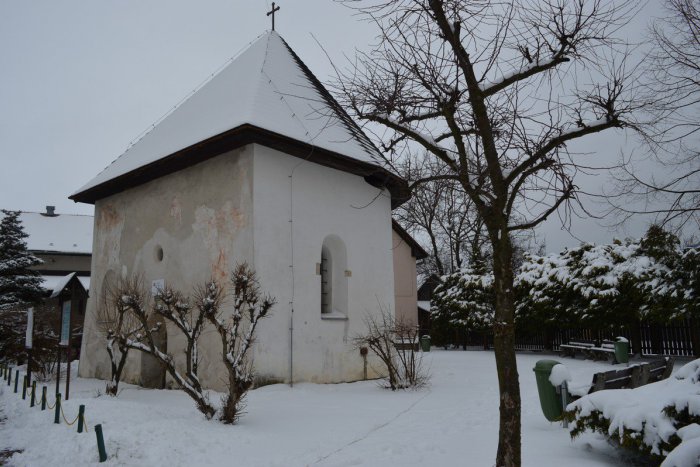 Ilustračný obrázok k článku V kaplnke neďaleko Žiliny objavili unikát: Takúto fresku tam nik nečakal! FOTO