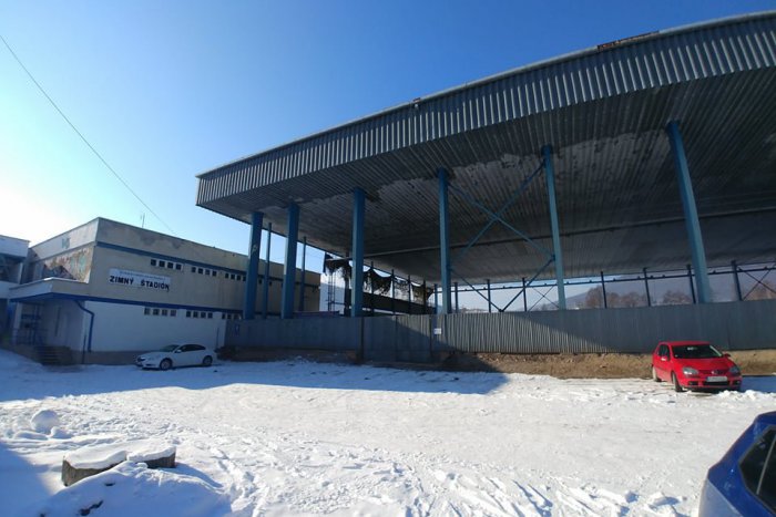 Ilustračný obrázok k článku Problémy na rožňavskom klzisku: Vieme, čo sa tam vlastne stalo! FOTO