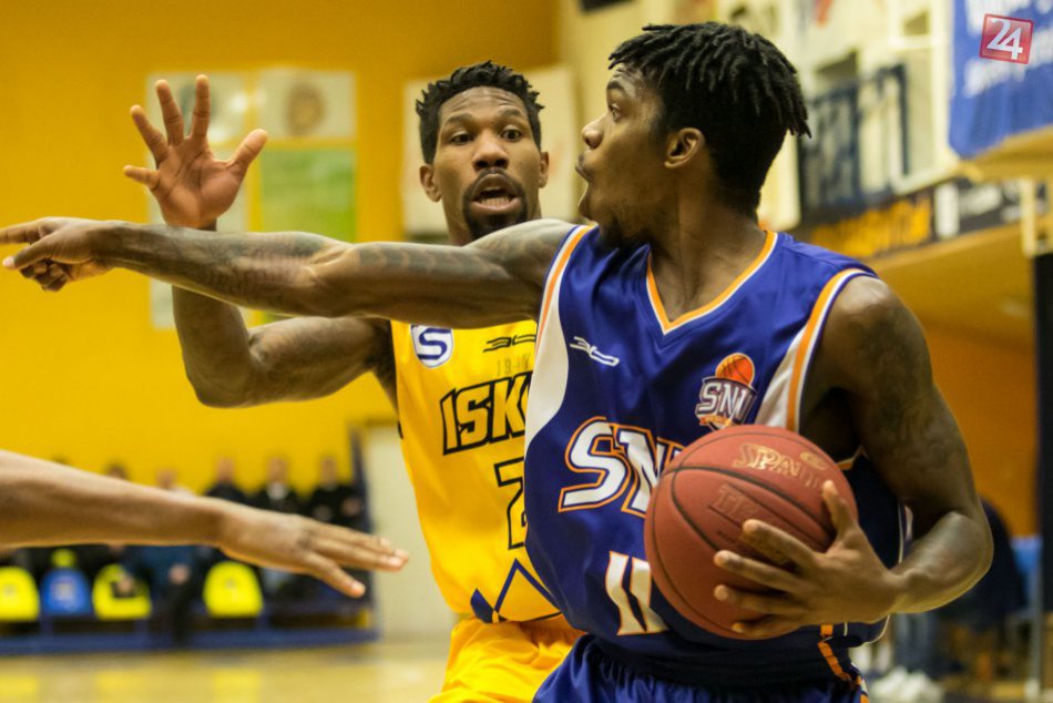 Ilustračný obrázok k článku Vysoké víťazstvo nad tímom z konca tabuľky. Iskra Svit si schuti zastrieľala